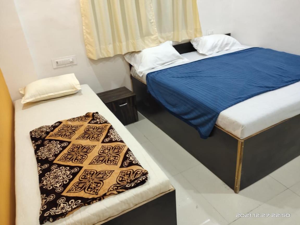 שירדי Hotel Sai Santosh מראה חיצוני תמונה